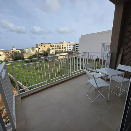 Lägenhet 3 Bedroom Modern In The Centre Of Victoria, Gozo, Malta *